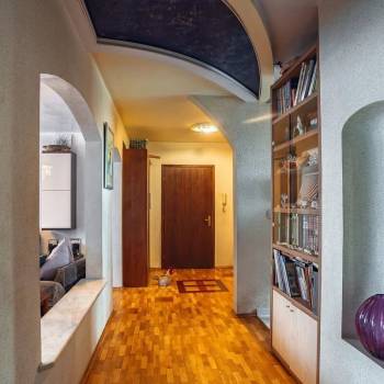 Продается Многокомнатная квартира, 97 м²