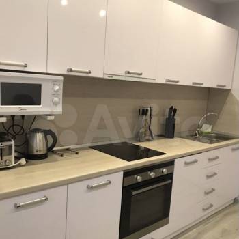 Сдается 1-комнатная квартира, 42 м²