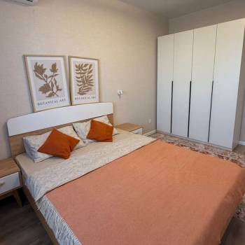 Сдается 1-комнатная квартира, 42 м²