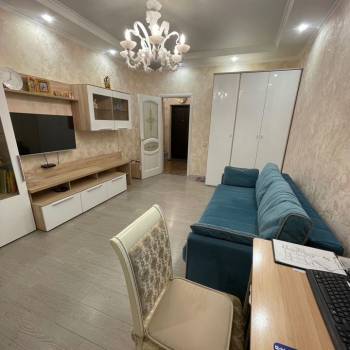 Продается 1-комнатная квартира, 47,7 м²