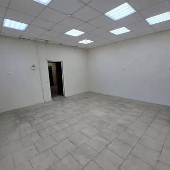 Сдается Нежилое помещение, 100 м²