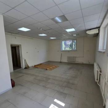 Сдается Нежилое помещение, 100 м²