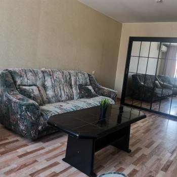 Сдается 1-комнатная квартира, 46 м²
