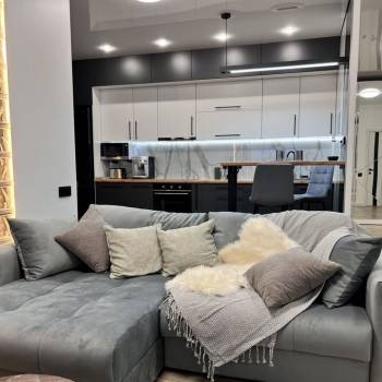 Сдается 1-комнатная квартира, 50 м²