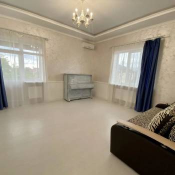 Сдается Дом, 200 м²