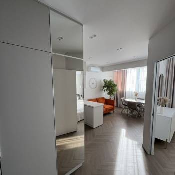 Сдается 2-х комнатная квартира, 60 м²