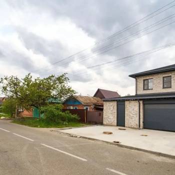 Продается Дом, 195 м²