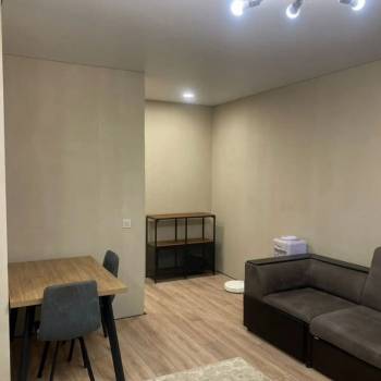 Продается 1-комнатная квартира, 27 м²