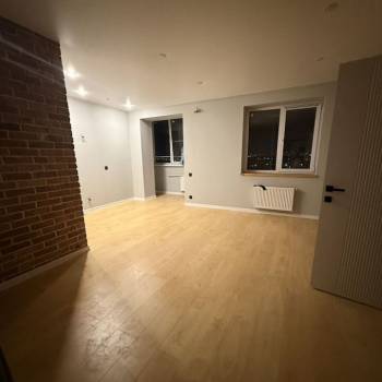 Продается 1-комнатная квартира, 41,6 м²