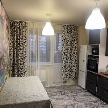 Сдается 2-х комнатная квартира, 61 м²