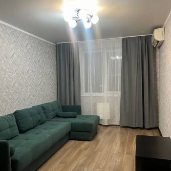 Сдается 2-х комнатная квартира, 61 м²