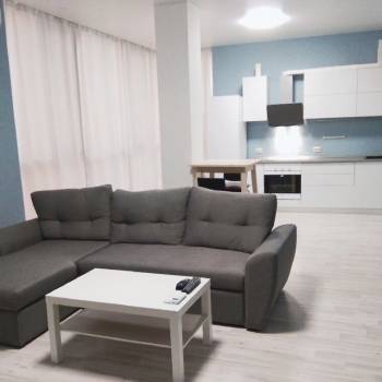 Сдается 2-х комнатная квартира, 80 м²