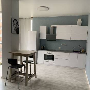 Сдается 2-х комнатная квартира, 80 м²
