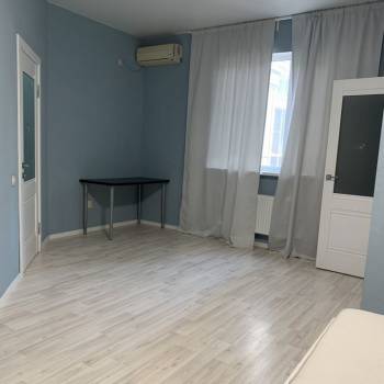 Сдается 2-х комнатная квартира, 80 м²