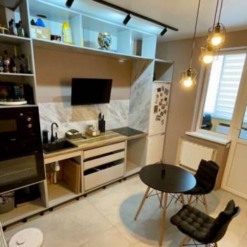 Продается 1-комнатная квартира, 32 м²