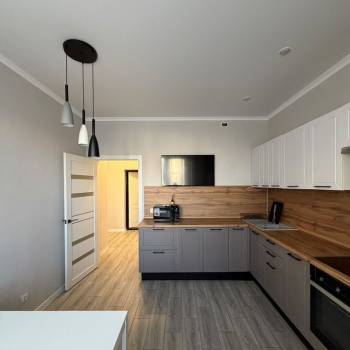 Сдается 1-комнатная квартира, 43 м²
