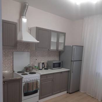 Сдается 1-комнатная квартира, 42 м²