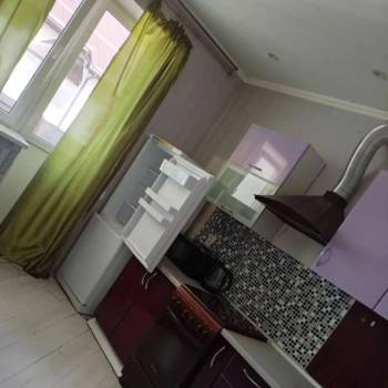 Сдается 1-комнатная квартира, 42 м²