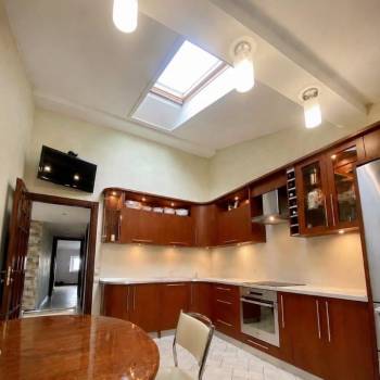 Продается Многокомнатная квартира, 122 м²