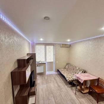 Продается 1-комнатная квартира, 21 м²