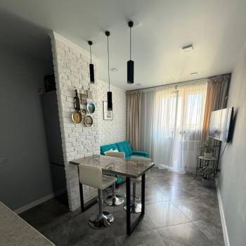 Продается 1-комнатная квартира, 44 м²