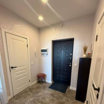Продается 1-комнатная квартира, 44 м²