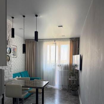 Продается 1-комнатная квартира, 44 м²