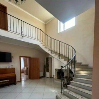 Продается Дом, 179 м²