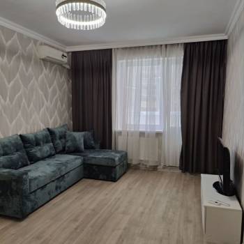 Сдается 1-комнатная квартира, 42 м²