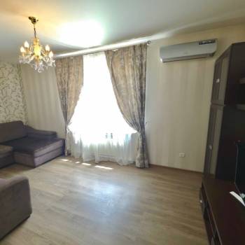 Сдается 1-комнатная квартира, 45 м²