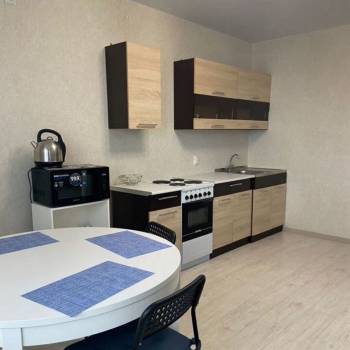 Сдается Многокомнатная квартира, 84 м²