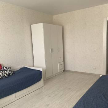 Сдается Многокомнатная квартира, 84 м²