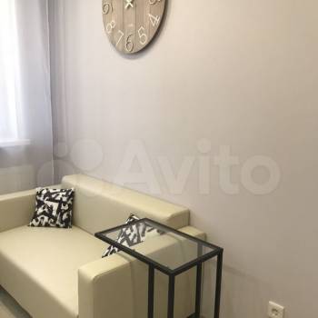 Сдается 1-комнатная квартира, 42 м²