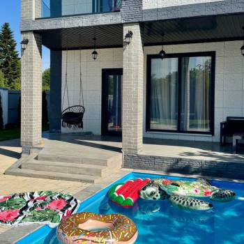 Сдается Дом, 240 м²
