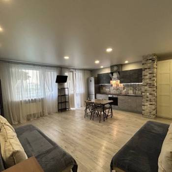 Сдается 1-комнатная квартира, 40 м²