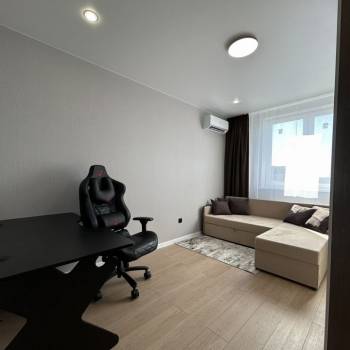Сдается 2-х комнатная квартира, 64 м²