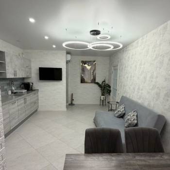 Сдается 2-х комнатная квартира, 78,6 м²