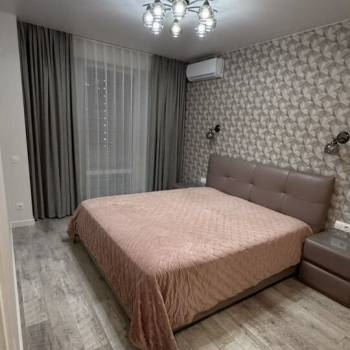 Сдается 2-х комнатная квартира, 78,6 м²