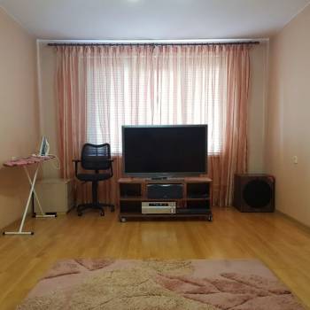 Сдается 2-х комнатная квартира, 57 м²