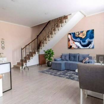 Продается 2-х комнатная квартира, 67 м²