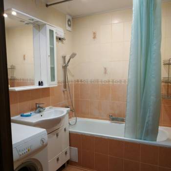 Продается 2-х комнатная квартира, 68 м²
