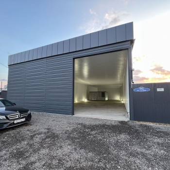 Сдается Нежилое помещение, 400 м²