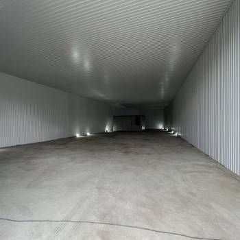 Сдается Нежилое помещение, 400 м²