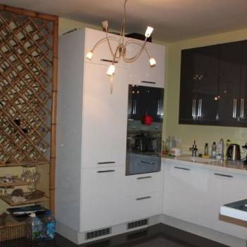 Сдается 2-х комнатная квартира, 100 м²