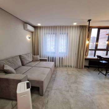 Сдается 1-комнатная квартира, 50 м²