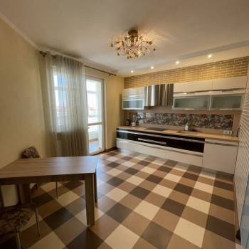 Сдается Многокомнатная квартира, 97,2 м²