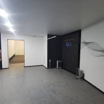 Продается Нежилое помещение, 232 м²