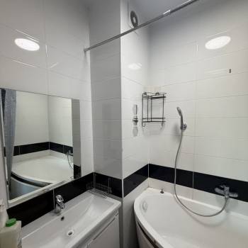 Сдается Многокомнатная квартира, 74 м²