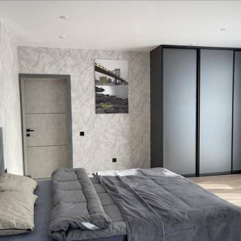 Сдается Многокомнатная квартира, 102 м²