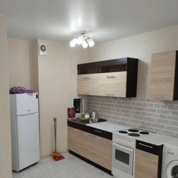 Сдается 2-х комнатная квартира, 63,8 м²